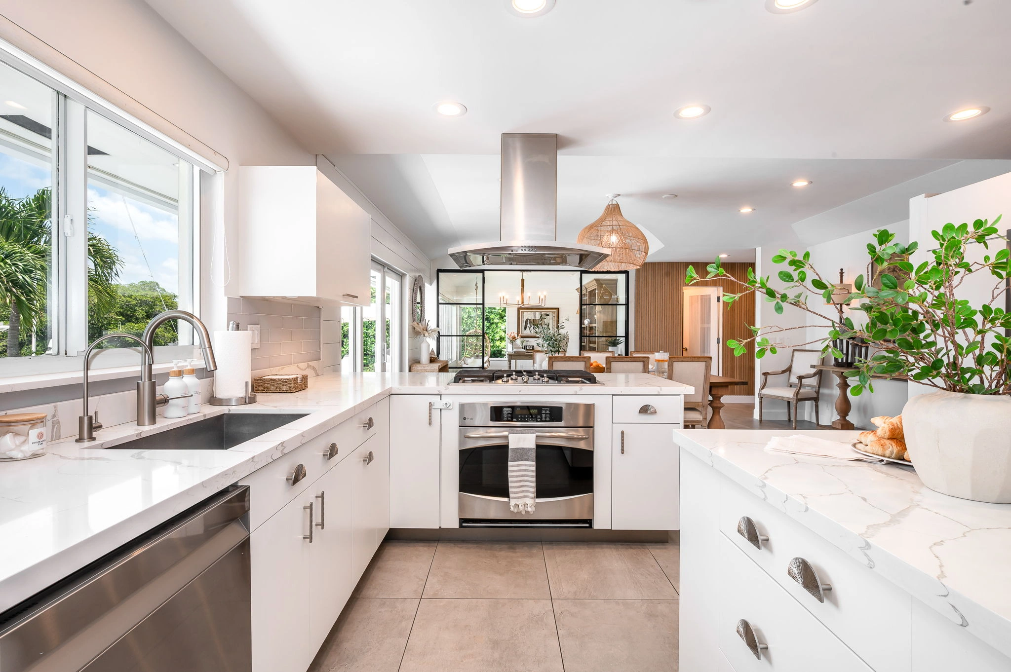 Kitchen post